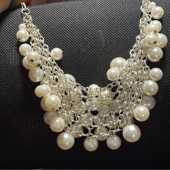 Vintage Layered Faux Pearl Bib Style Necklace Women’s Silver Pearls Statement - Picture 10 of 15
